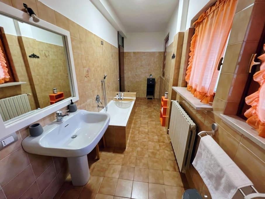 Business And Family House Con 3 Camere Da Letto 贝尔加莫 外观 照片